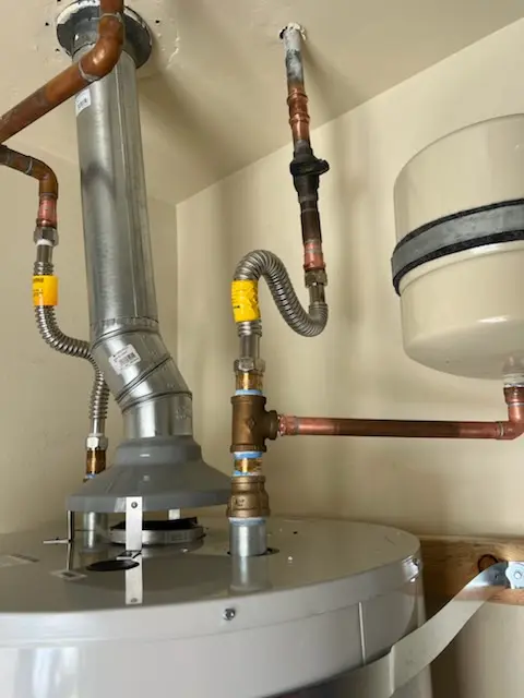 Water heater installation and plumbing repair in Summer Heights